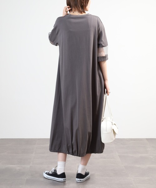 EGLANTINE(エグランティーヌ)の「EGLANTINE ロゴ入りカットワンピース 半端袖(ワンピース・レディース・ブルー/チャコールグレー/ブラック・40)」の16枚目の写真