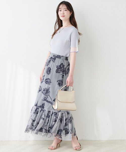 natural couture(ナチュラルクチュール)の「フラワープリントティアードスカート(スカート・レディース・アイボリー/ピンク/チャコールグレー・FREE)」の5枚目の写真
