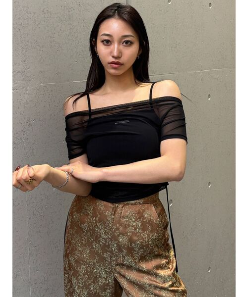 MURUA(ムルーア)の「タックドロストシアートップス 夏服(Tシャツ/カットソー・レディース・ブルー/ブラウン/ブラック・FREE)」の7枚目の写真