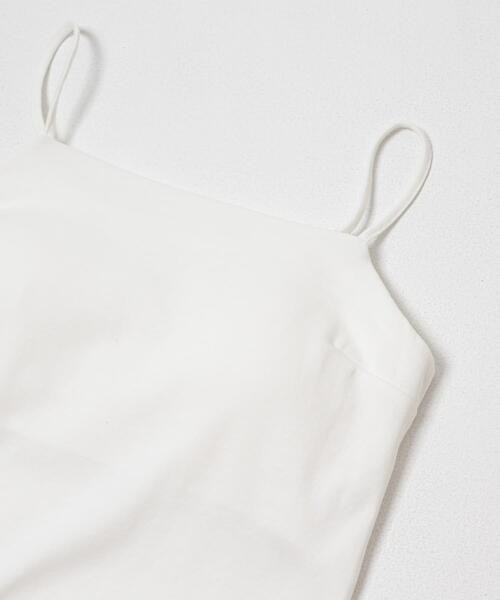 URBAN RESEARCH(アーバンリサーチ)の「カップ付きバックオープンキャミソール(キャミソール・レディース・オフホワイト/ブラック・FREE)」の4枚目の写真