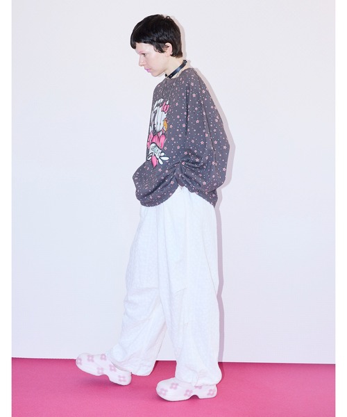 Little sunny bite(リトルサニーバイト)の「《Little sunny bite》hello kitty x little sunny bite star print long tee(Tシャツ/カットソー・レディース・ホワイト/ピンク/ブラック・MEDIUM/SMALL)」の16枚目の写真