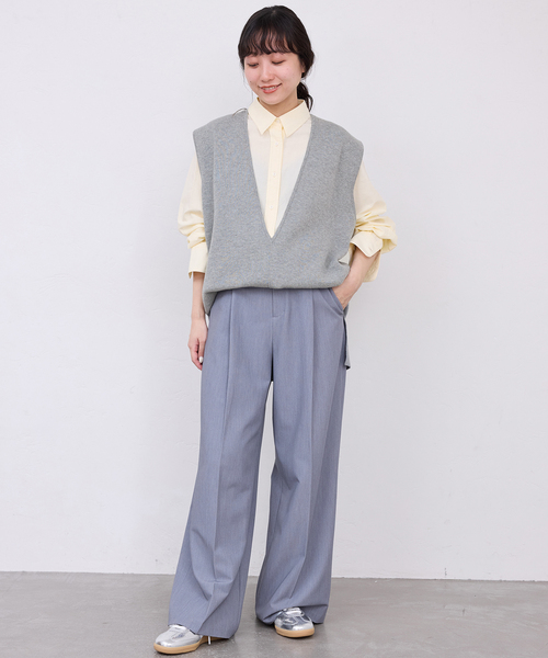 SLOBE IENA（スローブイエナ）の「《WEB限定/追加》ダブルフェイスコットンニットベスト（ベスト・レディース・ブラック/チャコールグレー・FREE）」の16枚目の写真