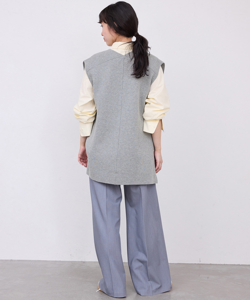 SLOBE IENA（スローブイエナ）の「《WEB限定/追加》ダブルフェイスコットンニットベスト（ベスト・レディース・ブラック/チャコールグレー・FREE）」の18枚目の写真