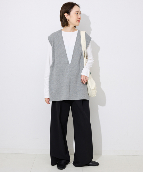 SLOBE IENA（スローブイエナ）の「《WEB限定/追加》ダブルフェイスコットンニットベスト（ベスト・レディース・ブラック/チャコールグレー・FREE）」の20枚目の写真