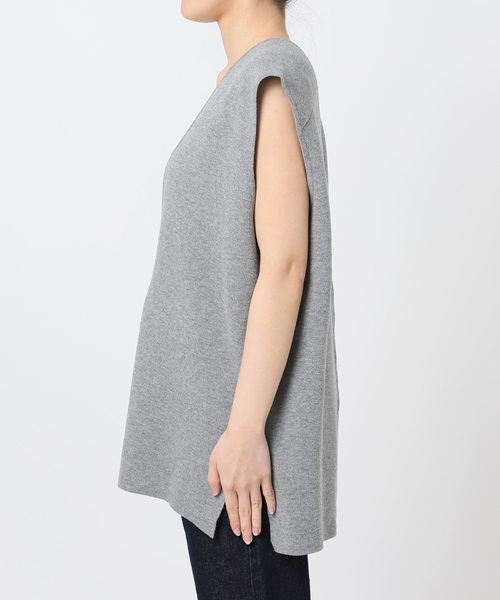 SLOBE IENA（スローブイエナ）の「《WEB限定/追加》ダブルフェイスコットンニットベスト（ベスト・レディース・ブラック/チャコールグレー・FREE）」の14枚目の写真