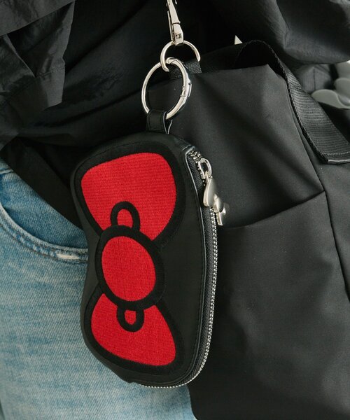 ear PAPILLONNER（イアパピヨネ）の「【HELLO KITTY（ハローキティ）×ear】コラボレザーケース《本革》（ポーチ・レディース・レッド/ブラック・FREE）」の17枚目の写真
