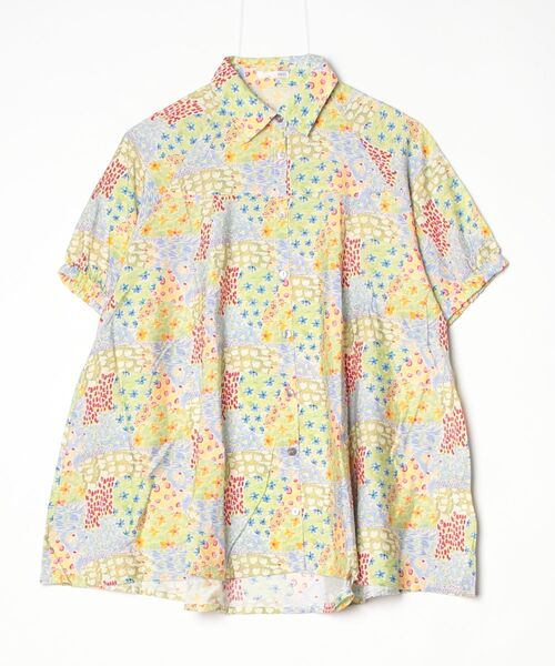 sandy（サンディー）の「水彩花柄レギュラーカラーラグランBL（シャツ/ブラウス・レディース・パープル/ベージュ/グリーン・FREE）」の2枚目の写真