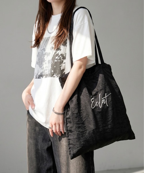 Per sist ence(パーシエンス)の「サテンロゴ刺繍トートバッグ(トートバッグ・レディース・グリーン/ピンク/ベージュ/ブラック/グレー・ONE SIZE)」の1枚目の写真