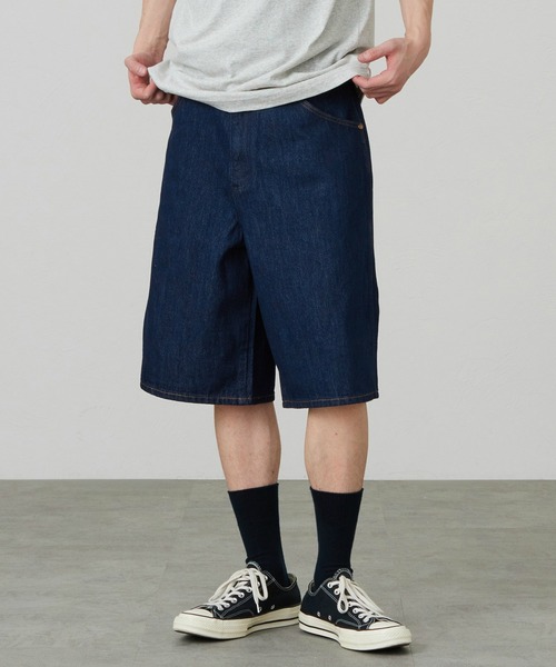 Lee(リー)の「Wranglerデニムショーツ ユニセックス/ショートパンツ(デニムパンツ・メンズ・インディゴブルー・SMALL/X-SMALL/X-LARGE/LARGE/MEDIUM)」の1枚目の写真
