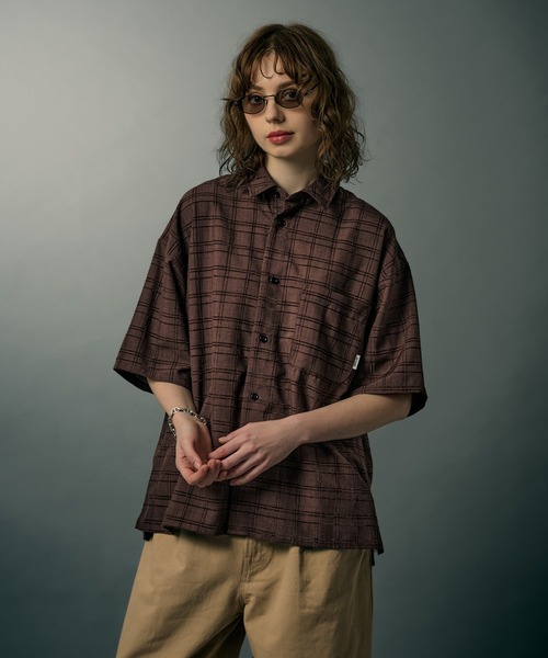 WETTEMPT(ウィテンプト)の「MATERIAL CHECK S/S SHIRT / マテリアルチェックS/Sシャツ(シャツ/ブラウス・メンズ・ブラック/ブラウン/グレー・LARGE/MEDIUM/SMALL)」の3枚目の写真