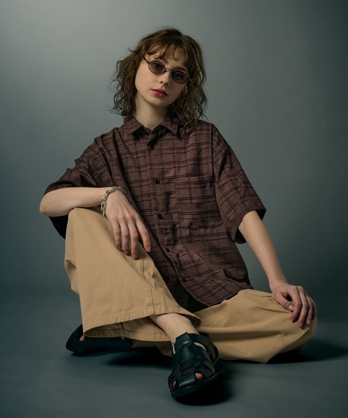 WETTEMPT(ウィテンプト)の「MATERIAL CHECK S/S SHIRT / マテリアルチェックS/Sシャツ(シャツ/ブラウス・メンズ・ブラック/ブラウン/グレー・LARGE/MEDIUM/SMALL)」の11枚目の写真