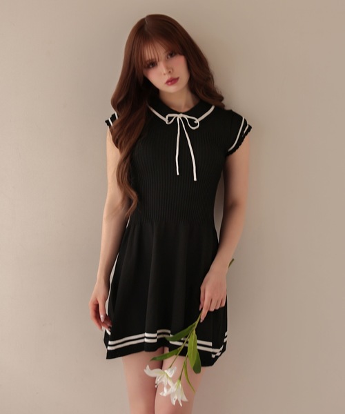 M DOLLY(エムドリー)の「Frill sleeves hallie line knit mini dress / フリルスリーブハリーラインニットミニドレス(ワンピース・レディース・ブラック/ホワイト/ネイビー・FREE)」の4枚目の写真