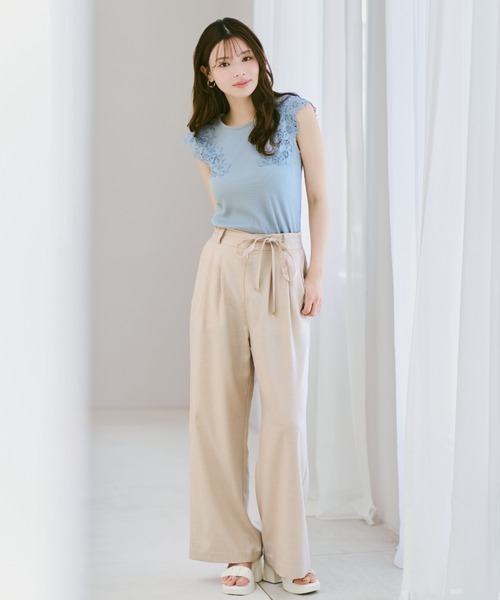 MISCH MASCH(ミッシュマッシュ)の「2026春夏新作 細リボンベルト付き2タックワイドパンツ(その他パンツ・レディース・ブラック/ベージュ/ブルー・S/M)」の6枚目の写真
