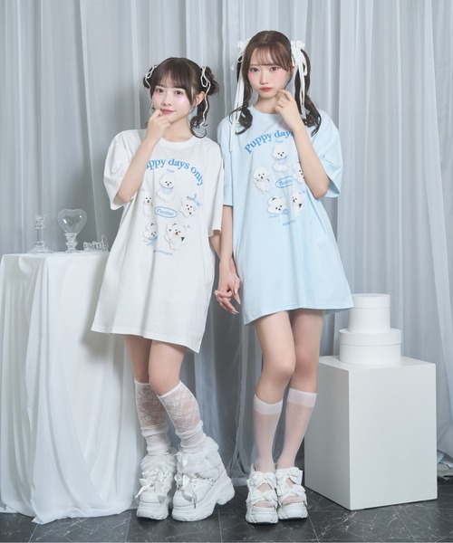 Honey Cinnamon(ハニーシナモン)の「playing dog Tシャツ(Tシャツ/カットソー・レディース・サックスブルー/ホワイト・FREE)」の4枚目の写真