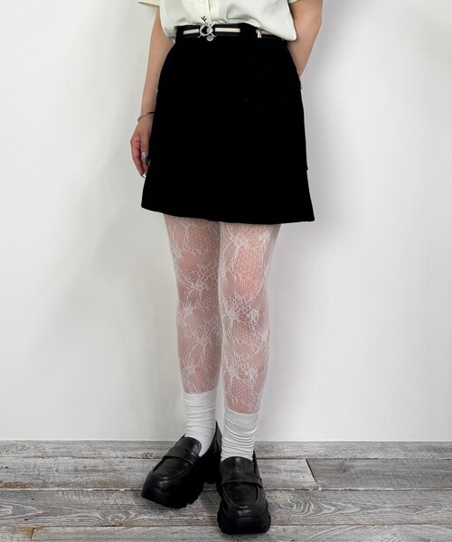 NICOLE CLUB(ニコル クラブ)の「センター切り替えショートパンツ(その他パンツ・レディース・ブラック/チャコールグレー・M)」の2枚目の写真