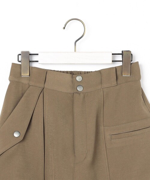 NICOLE CLUB(ニコル クラブ)の「センター切り替えショートパンツ(その他パンツ・レディース・ブラック/チャコールグレー・M)」の15枚目の写真