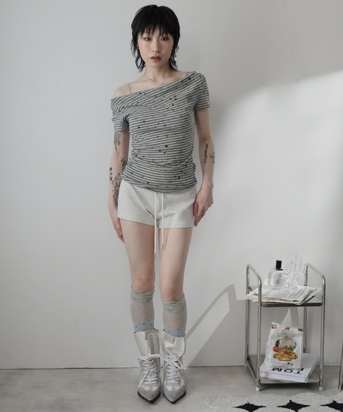 Ulysses(ユリシス)の「星×ボーダーオフショルカットソー(Tシャツ/カットソー・レディース・ダークグレー/グレー・F)」の4枚目の写真