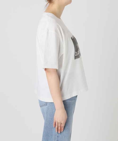 IENA（イエナ）の「コットンフォトプリント ロゴTシャツ（Tシャツ/カットソー・レディース・サックスブルー/グレー・FREE）」の19枚目の写真