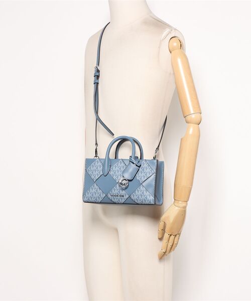 MICHAEL KORS(マイケルコース)の「SM EW TZ XBODY(ショルダーバッグ・レディース・ブルー系・FREE)」の5枚目の写真