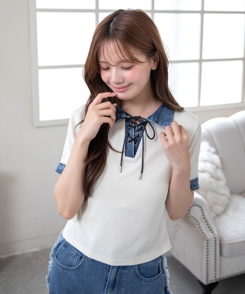 clear（クリア）の「襟付デニム切替スピンドルカットソートップス［骨格ウェーブ/カジュアル］（Tシャツ/カットソー・レディース・アイボリー/ネイビー/グレー・F）」の5枚目の写真
