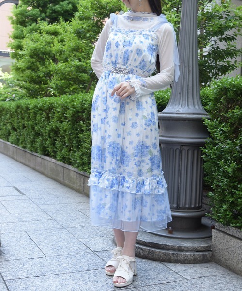 axes femme(アクシーズファム)の「紫陽花柄ショルダーリボンワンピース(ワンピース・レディース・ホワイト/ラベンダー・FREE)」の3枚目の写真