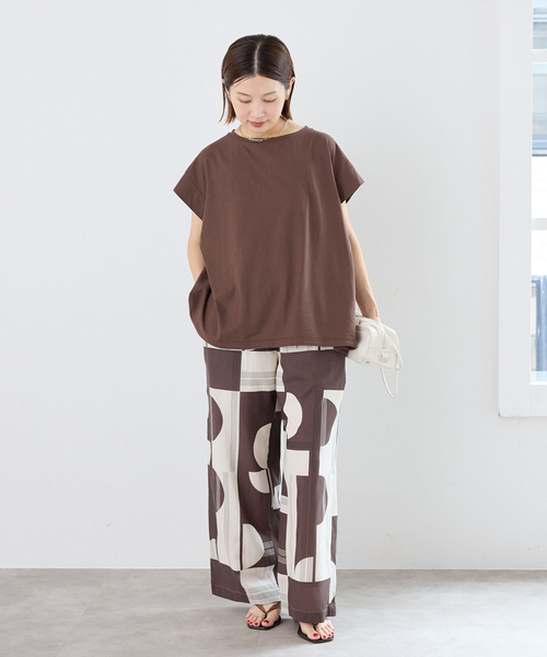 IENA(イエナ)の「《/接触冷感》フレンチタックスリーブ ドロストTシャツ(Tシャツ/カットソー・レディース・ブラック/ブラウン/グレー・FREE)」の6枚目の写真
