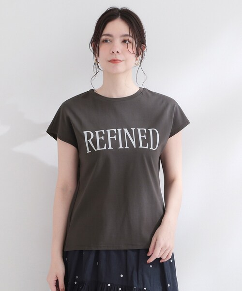OPAQUE.CLIP(オペークドットクリップ)の「ロゴフレンチスリーブカットソー【洗濯機OK】(Tシャツ/カットソー・レディース・チャコールグレー/ホワイト/ブラウン系・00)」の9枚目の写真