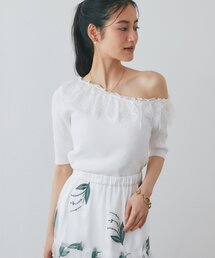肩フリルニット」に該当するホワイト/白色系のファッション通販 - ZOZOTOWN