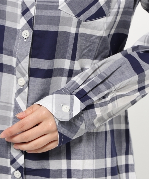 earth music&ecology（アースミュージックアンドエコロジー）の「【2016Summer】ビッグチェックシャツ（シャツ/ブラウス・レディース・ネイビー/ブラック・LARGE/MEDIUM）」の7枚目の写真