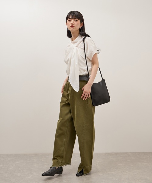 ADAM ET ROPE'（アダムエロペ）の「ダブルポケットミニショルダーバッグ（ショルダーバッグ・レディース・ブラウン系その他/ブラック・FREE）」の5枚目の写真