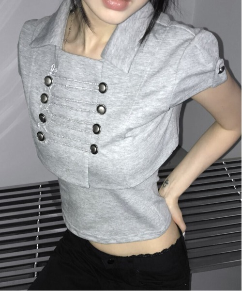 gossip!ロサンゼルス(ゴシップロサンゼルス)の「【Y2Kガーリー】 ナポレオン ロイヤル 襟カラー トップス(Tシャツ/カットソー・レディース・グレー・M/L/S)」の7枚目の写真