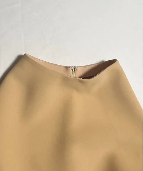 BIRTHDAY BASH(バースデイバッシュ)の「A LINE BONDING SKIRT LONG(Aラインボンディングスカートロング)(スカート・レディース・イエロー・LARGE/MEDIUM/SMALL)」の4枚目の写真