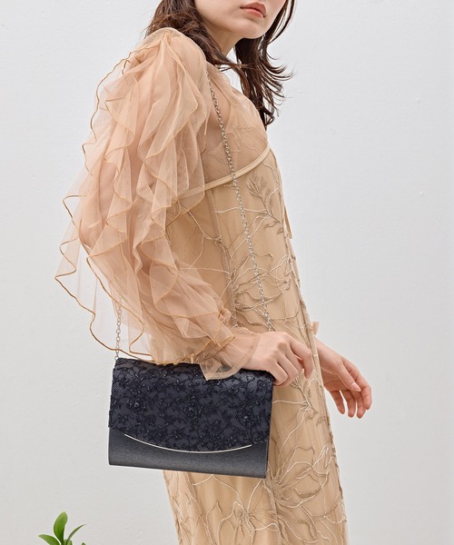 Kana(カナ)の「スパンコール繊細刺繍レースクラッチバッグ 結婚式 お呼ばれ オケージョン(クラッチバッグ・レディース・ベージュ/ブラック/シルバー・フリー)」の8枚目の写真