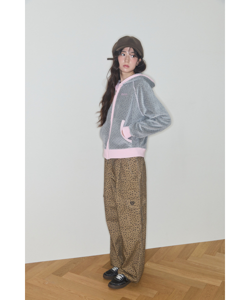 SHAKIRI(シャキリ)の「キリレオパードカーゴパンツ(ブラウン)(その他パンツ・レディース・その他・SMALL/MEDIUM)」の2枚目の写真