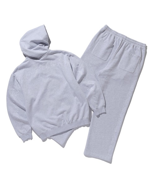 XLARGE(エクストララージ)の「【一部WEB限定】CURSIVE WIDE SWEAT PANTS(スウェットパンツ・メンズ・ブラック/アッシュ/ネイビー/グリーン・S/M/L/XL)」の22枚目の写真