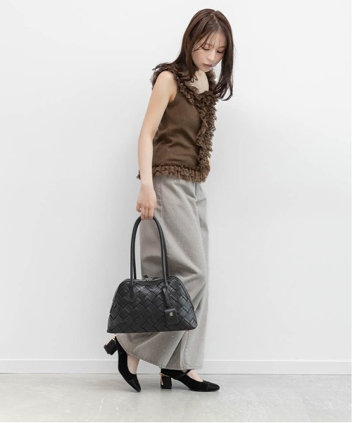 RANDA(ランダ)の「編み込みデザインショルダーバッグ(ショルダーバッグ・レディース・ブラウン/ブラック・L)」の7枚目の写真