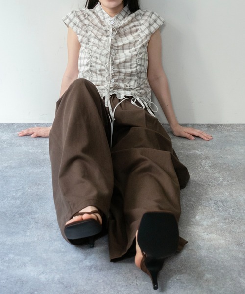 on:nue（オンニュ）の「【on:nue】[3色展開/2サイズ展開] ウエストレースレイヤードイージーパンツ /2026 SS COLLECTION（その他パンツ・レディース・ブラウン/ベージュ/ホワイト・SMALL/MEDIUM）」の12枚目の写真