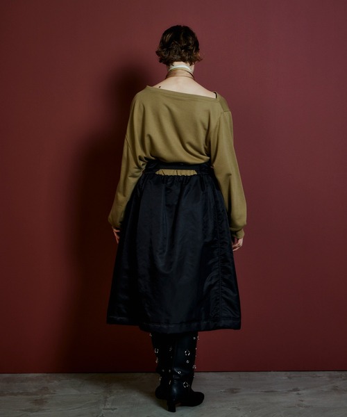 MAISON SPECIAL(メゾンスペシャル)の「【2026Autumn PRE-ORDER】2WAY Off-Shoulder Sweatshirt/2WAYオフショルスウェット(スウェット・レディース・グレー/カーキ/ブラック・FREE)」の19枚目の写真