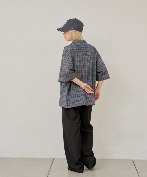 WHIMSIC(ウィムジック)の「【UNISEX】シアチェックオープンカラーシャツ(シャツ/ブラウス・メンズ・ブラック/ネイビー・FREE)」の17枚目の写真