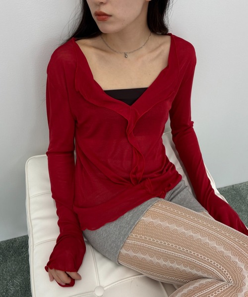FUULLY STUDIO(フーリィーステューディオ)の「2WAYシアーオフネックトップス(Tシャツ/カットソー・レディース・レッド/ホワイト・FREE)」の12枚目の写真