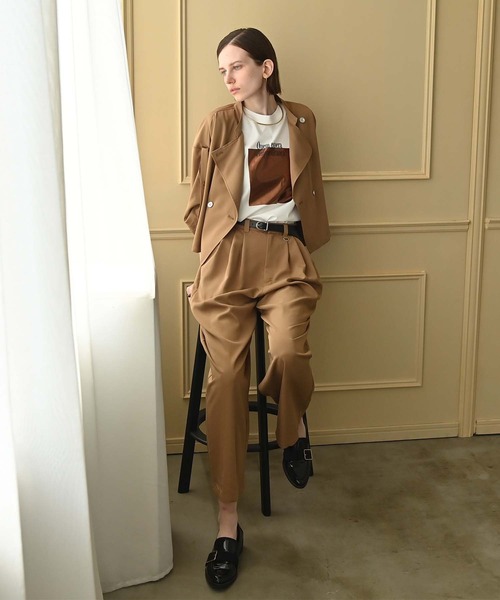 RAW FUDGE(ローファッジ)の「マットサテンタックボリュームパンツ(その他パンツ・レディース・ピンクベージュ/スミクロ/ベージュ・M)」の5枚目の写真