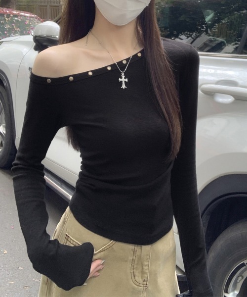 Miniministore（ミニミニストア）の「オフショルtシャツ長袖 レディース 春秋（Tシャツ/カットソー・レディース・ホワイト/ブラック・FREE）」の12枚目の写真