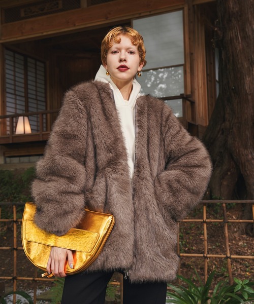 OMMO(オーエムエムオー)の「VOLUME FUR BZ(ブルゾン・レディース・ブラウン/ホワイト系その他・38/36)」の14枚目の写真