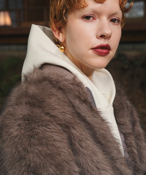 OMMO(オーエムエムオー)の「VOLUME FUR BZ(ブルゾン・レディース・ブラウン/ホワイト系その他・38/36)」の18枚目の写真