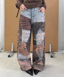 CHUN CHUN NOTES（チュンチュンノーツ）の「26AW/アートパッチワークプリント　ワイドデニムパンツ（デニムパンツ）」