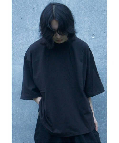 SHAKA WeAR(シャカウェア)の「【SHAKA WeAR/シャカウェア】マックスヘビーウェイトオーバーサイズ Tシャツ 7.5oz Max Heavyweight Oversized Tee(Tシャツ/カットソー・メンズ・ブラック/ホワイト・MEDIUM/X-LARGE/LARGE)」の2枚目の写真