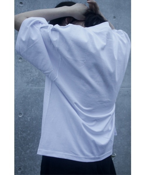 SHAKA WeAR(シャカウェア)の「【SHAKA WeAR/シャカウェア】マックスヘビーウェイトオーバーサイズ Tシャツ 7.5oz Max Heavyweight Oversized Tee(Tシャツ/カットソー・メンズ・ブラック/ホワイト・MEDIUM/X-LARGE/LARGE)」の4枚目の写真