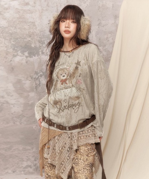 Sibra（シブラ）の「ヴィンテージベアプリントダメージジャガード長袖トップス（Tシャツ/カットソー・レディース・アイボリー/ベージュ・M）」の4枚目の写真