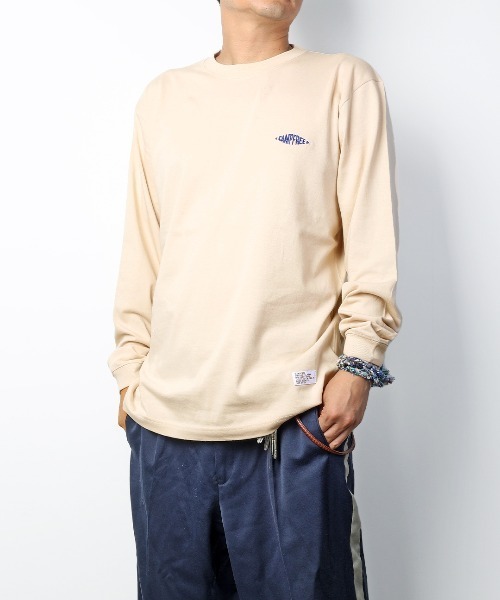 CAMPFREE（キャンプフリー）の「[キャンプフリー] CAMPFREE 5.6オンス コットン100% ワンポイント刺繍 クルーネック 長袖Tシャツ（Tシャツ/カットソー・メンズ・スミクロ/ライトオリーブ/サンドベージュ/グレー/ネイビー・S/M/L/XXL/XS/XL）」の3枚目の写真