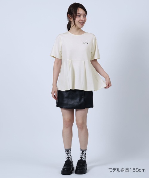 MARY QUANT(マリークワント)の「タックペプラム プルオーバー(シャツ/ブラウス・レディース・ホワイト/ブルー/ブラック・M)」の7枚目の写真